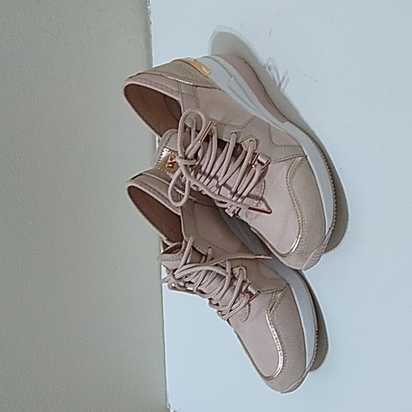 Michael Kors Shoes - Michael Kors Women's Rose Gold Sneakers